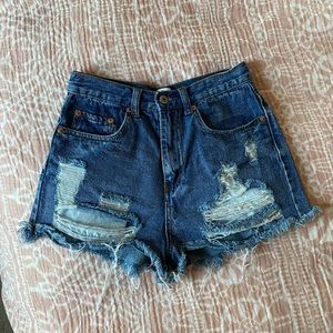 • Lilyful• High-Waisted Festival Shorts